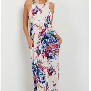 Ivory Floral Sleeveless Maxi Dress